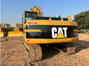 Kettenbagger CAT 320B: das Bild 4