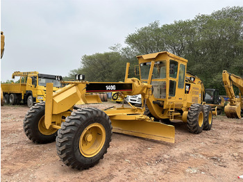 Grader CATERPILLAR 140G: das Bild 2