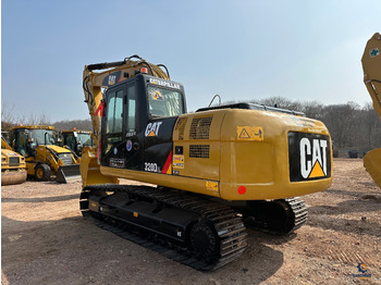 Kettenbagger CATERPILLAR 320D2L: das Bild 4