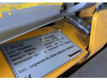Elektrostapler Jungheinrich EFG220: das Bild 4