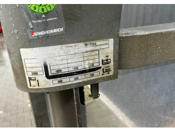 Hochhubwagen Jungheinrich EJC216: das Bild 5