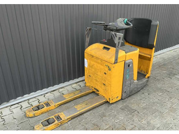 JUNGHEINRICH ERE Hochhubwagen