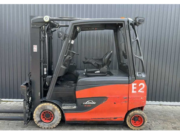 Elektrostapler Linde E25HL-01/600: das Bild 2