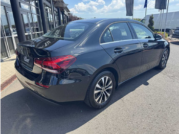 Limousine Mercedes-Benz A 180d 8G LED+Carplay+SpurH+DAB+SHZ: das Bild 4