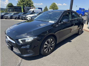 Limousine Mercedes-Benz A 180d 8G LED+Carplay+SpurH+DAB+SHZ: das Bild 2