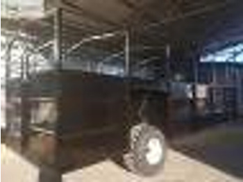 Tiertransporter Anhänger Dinapolis przyczepa do przewozu bydła TRV 760: das Bild 4