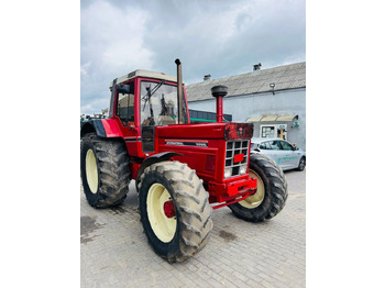 CASE IH 1255XL Traktor