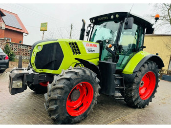 CLAAS Arion 620 Traktor