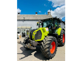 CLAAS Arion 640 Traktor