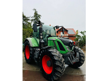 FENDT 724 Vario Traktor