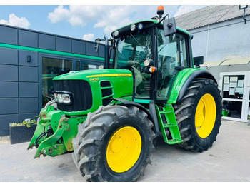 Traktor John Deere 6430: das Bild 5