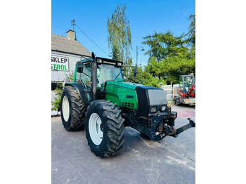 VALTRA 8000 Traktor
