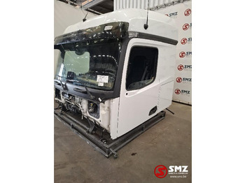 MERCEDES-BENZ Actros Fahrerhaus und Interieur