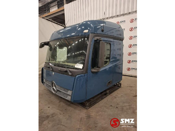 MERCEDES-BENZ Actros Fahrerhaus und Interieur