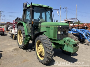 Traktor 2001 John Deere 6110: das Bild 3