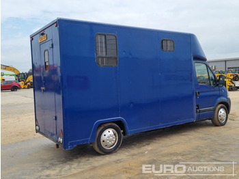 Koffer Transporter 2008 Nissan Interstar: das Bild 5