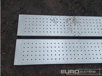 Flurförderzeug Unused 8' Aluminium Loading Ramp (2 of): das Bild 5
