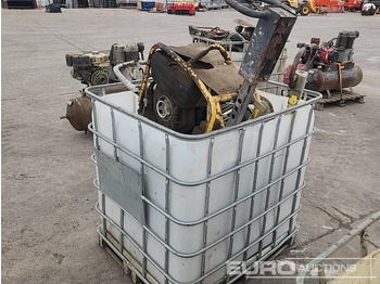Baugeräte Stillage of Compaction Plates, Hydraulic Power Pack & Water Pumps (Spares): das Bild 3