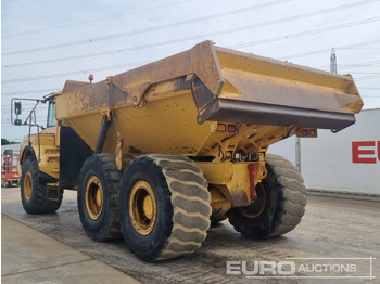 Knickgelenkter Dumper Volvo A30E: das Bild 3