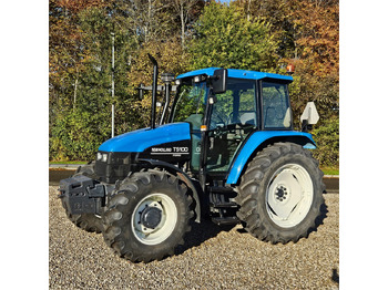 NEW HOLLAND TS100 Traktor