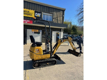 Kettenbagger CAT 300.9D: das Bild 2