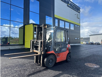 TOYOTA FDF 25 Dieselstapler
