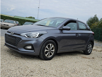 Limousine Hyundai i20 1.2: das Bild 2