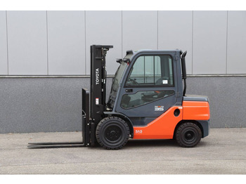 TOYOTA Dieselstapler