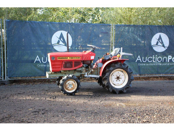 YANMAR Traktor