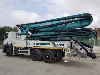 Betonpumpe, Zustand - NEU Mercedes-Benz 3343 P: das Bild 5 Betonpumpe, Zustand - NEU Mercedes-Benz 3343 P: das Bild 5