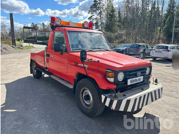Abschleppwagen Garagebärgare / TOYOTA LAND CRUISER 70 P: das Bild 3