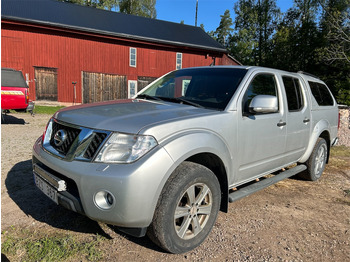 NISSAN Pick-up