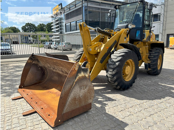 CATERPILLAR Radlader