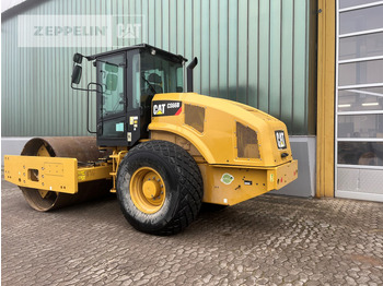 Walzenzug Cat CS66B: das Bild 4