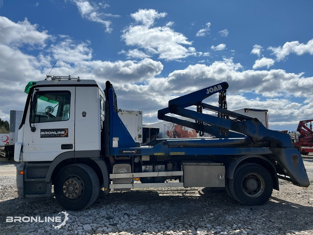 2004 Mercedes-Benz Actros 1832 Skip Loader Joab - Absetzkipper: das Bild 3 2004 Mercedes-Benz Actros 1832 Skip Loader Joab - Absetzkipper: das Bild 3