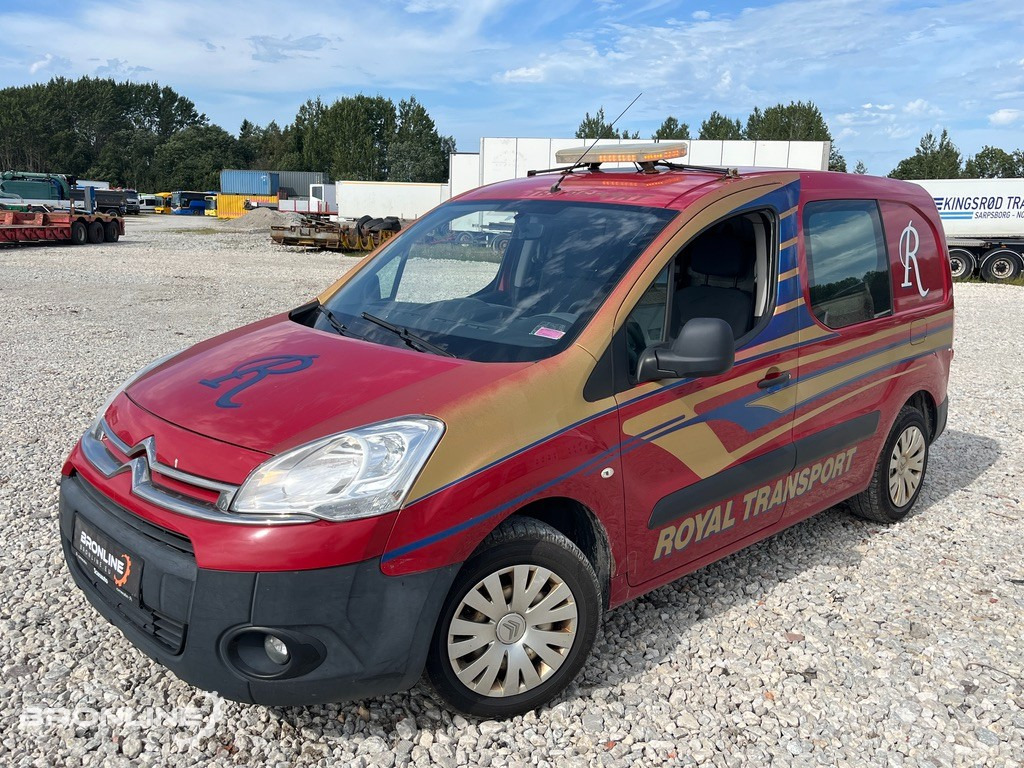 2015 Citroën Berlingo 1.6 84kW - PKW: das Bild 2 2015 Citroën Berlingo 1.6 84kW - PKW: das Bild 2