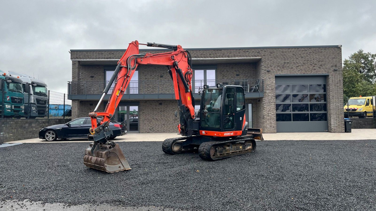 Kubota KX080-4a Verstellausleger 8835 KG - Minibagger: das Bild 1 Kubota KX080-4a Verstellausleger 8835 KG - Minibagger: das Bild 1