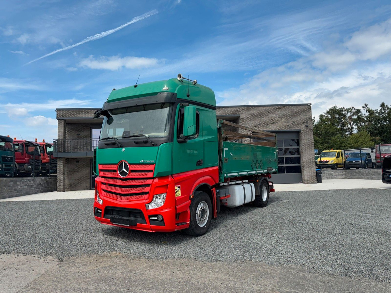 Mercedes-Benz Actros 1842 Kipper Dreiseitenkipper - Kipper: das Bild 1 Mercedes-Benz Actros 1842 Kipper Dreiseitenkipper - Kipper: das Bild 1