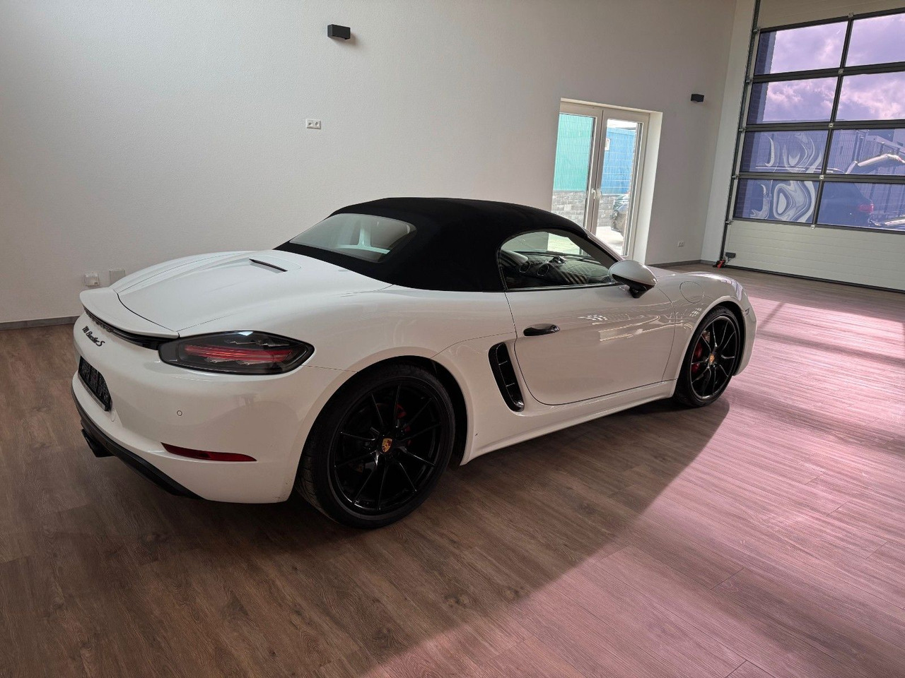 Porsche 718 Boxster S Sport Chrono Sport AGA Approved - PKW: das Bild 5 Porsche 718 Boxster S Sport Chrono Sport AGA Approved - PKW: das Bild 5