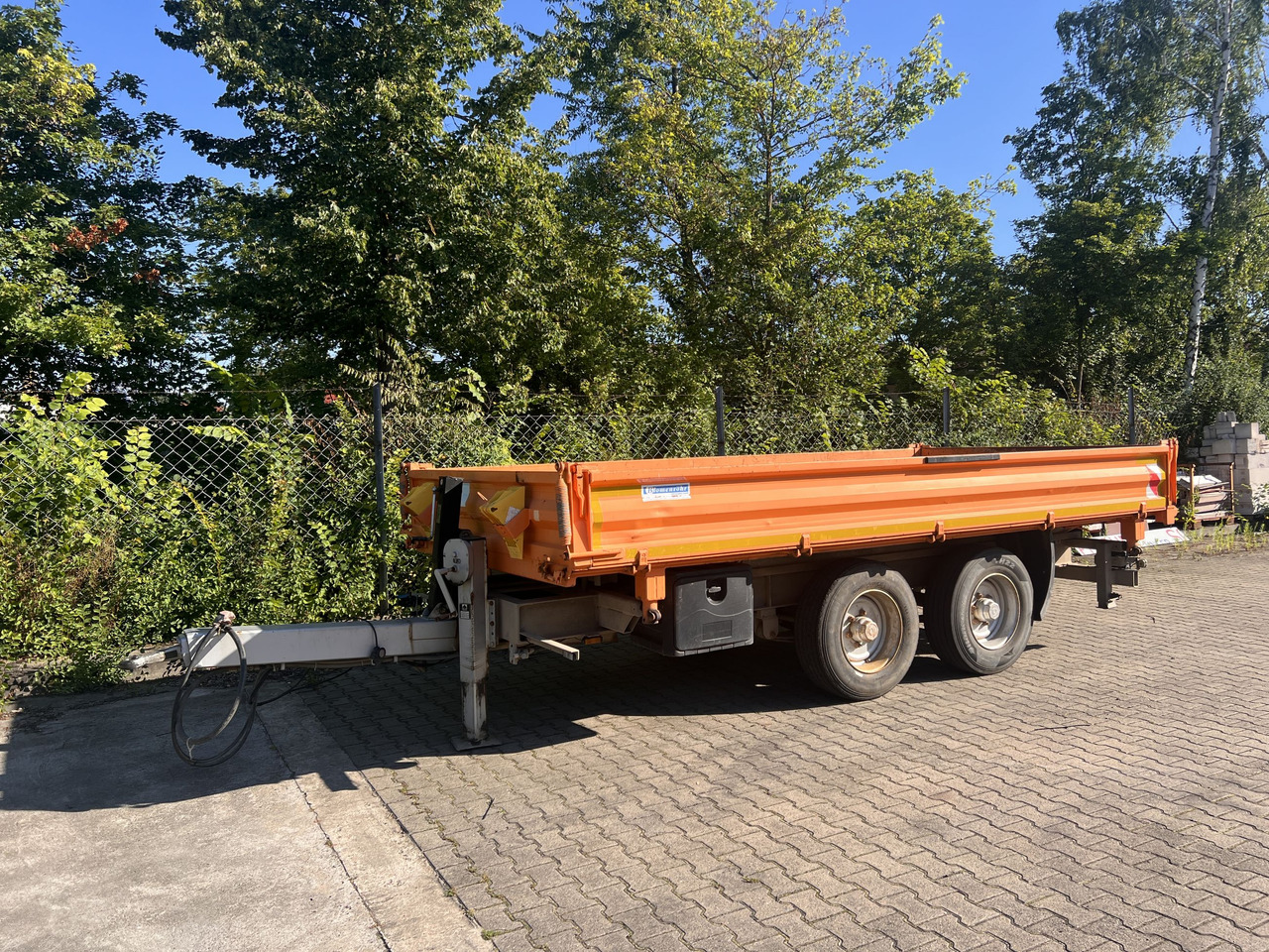 Blomenroehr 888/14000 14 t Tandemkipper- Tieflader - Kipper Anhänger: das Bild 4 Blomenroehr 888/14000 14 t Tandemkipper- Tieflader - Kipper Anhänger: das Bild 4