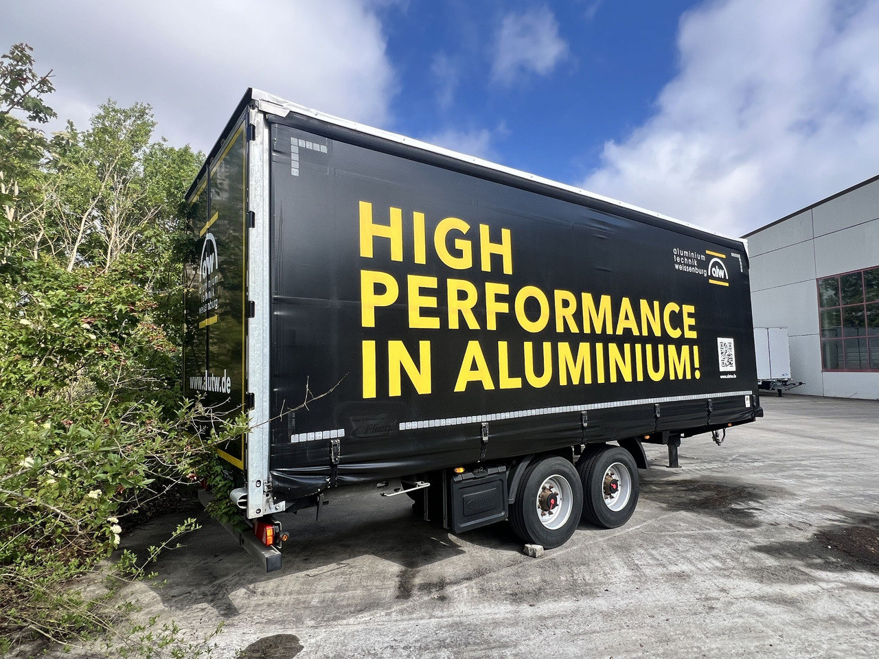 Leasing für Fliegl TPS135 13,5 t Tandemplanenanhänger, neuwertig Fliegl TPS135 13,5 t Tandemplanenanhänger, neuwertig: das Bild 7 Leasing für Fliegl TPS135 13,5 t Tandemplanenanhänger, neuwertig Fliegl TPS135 13,5 t Tandemplanenanhänger, neuwertig: das Bild 7