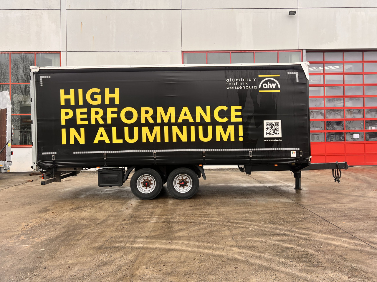 Fliegl TPS135 13,5 t Tandemplanenanhänger, neuwertig - Planenanhänger: das Bild 5 Fliegl TPS135 13,5 t Tandemplanenanhänger, neuwertig - Planenanhänger: das Bild 5