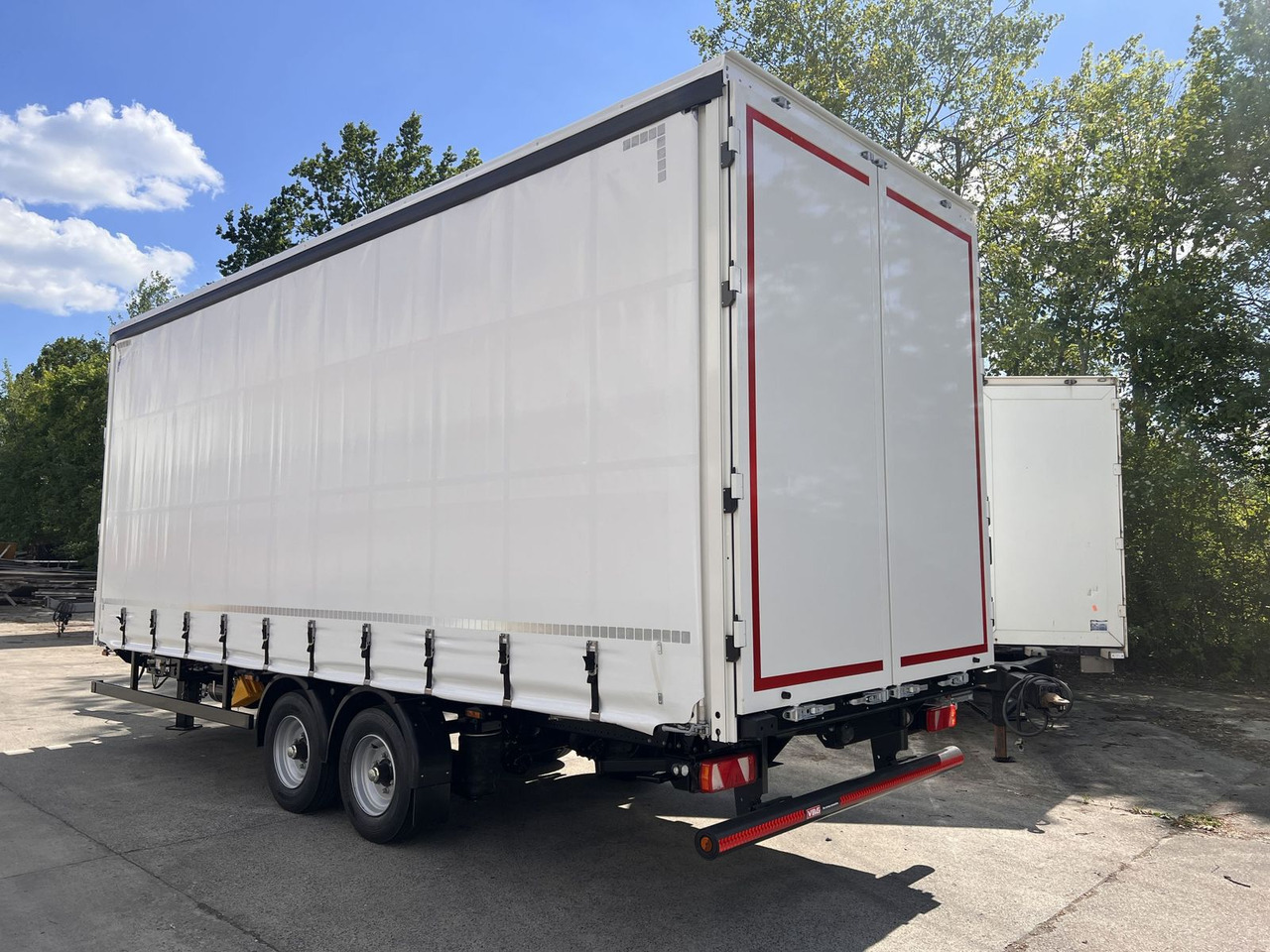 Möslein NEUER Tandem- Planenanhänger Durchladbar - Plane LKW: das Bild 2 Möslein NEUER Tandem- Planenanhänger Durchladbar - Plane LKW: das Bild 2