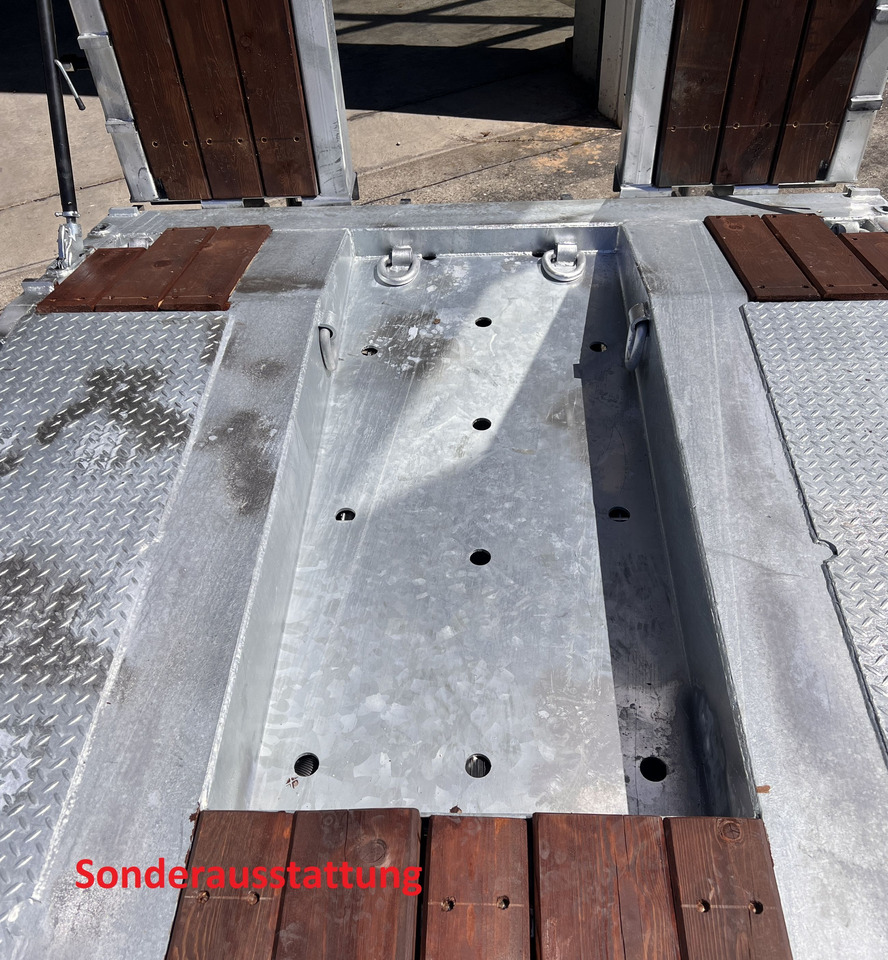 Möslein T 3-8,20 P VB H1 3 Achs Tieflader mit gerader Ladefläche 8,20 m, Neufahrzeug - Tieflader Anhänger: das Bild 4 Möslein T 3-8,20 P VB H1 3 Achs Tieflader mit gerader Ladefläche 8,20 m, Neufahrzeug - Tieflader Anhänger: das Bild 4