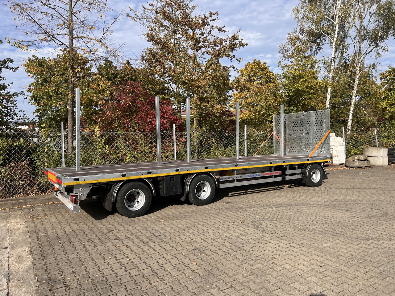 Möslein T 3 Plato 10 m 3 Achs Jumbo- Plato- Anhänger 10 m, Mega - Pritschenanhänger/ Plattformanhänger: das Bild 3 Möslein T 3 Plato 10 m 3 Achs Jumbo- Plato- Anhänger 10 m, Mega - Pritschenanhänger/ Plattformanhänger: das Bild 3