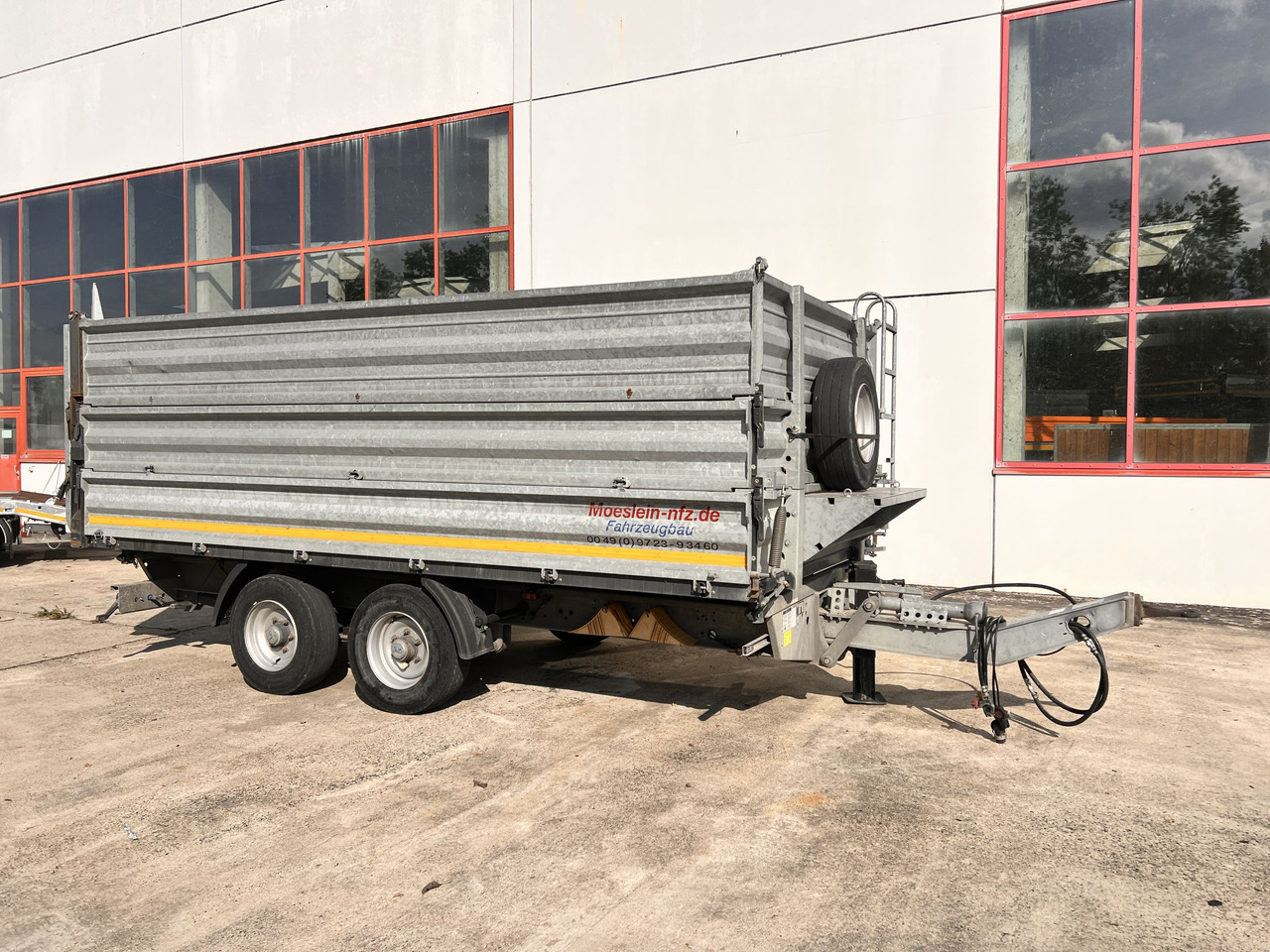 Möslein TDS 13 Schwebheim 13 t Tandemkipper- Tieflader, Aufsatzbordwände - Kipper Anhänger: das Bild 4 Möslein TDS 13 Schwebheim 13 t Tandemkipper- Tieflader, Aufsatzbordwände - Kipper Anhänger: das Bild 4