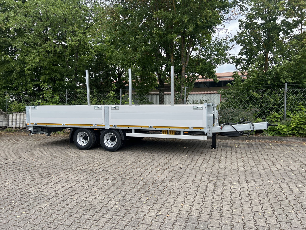 Möslein THT 14,4 G 6,2 L 14,4 t Tandem- Pritschenanhänger- Tieflader - Pritschenanhänger/ Plattformanhänger: das Bild 1 Möslein THT 14,4 G 6,2 L 14,4 t Tandem- Pritschenanhänger- Tieflader - Pritschenanhänger/ Plattformanhänger: das Bild 1