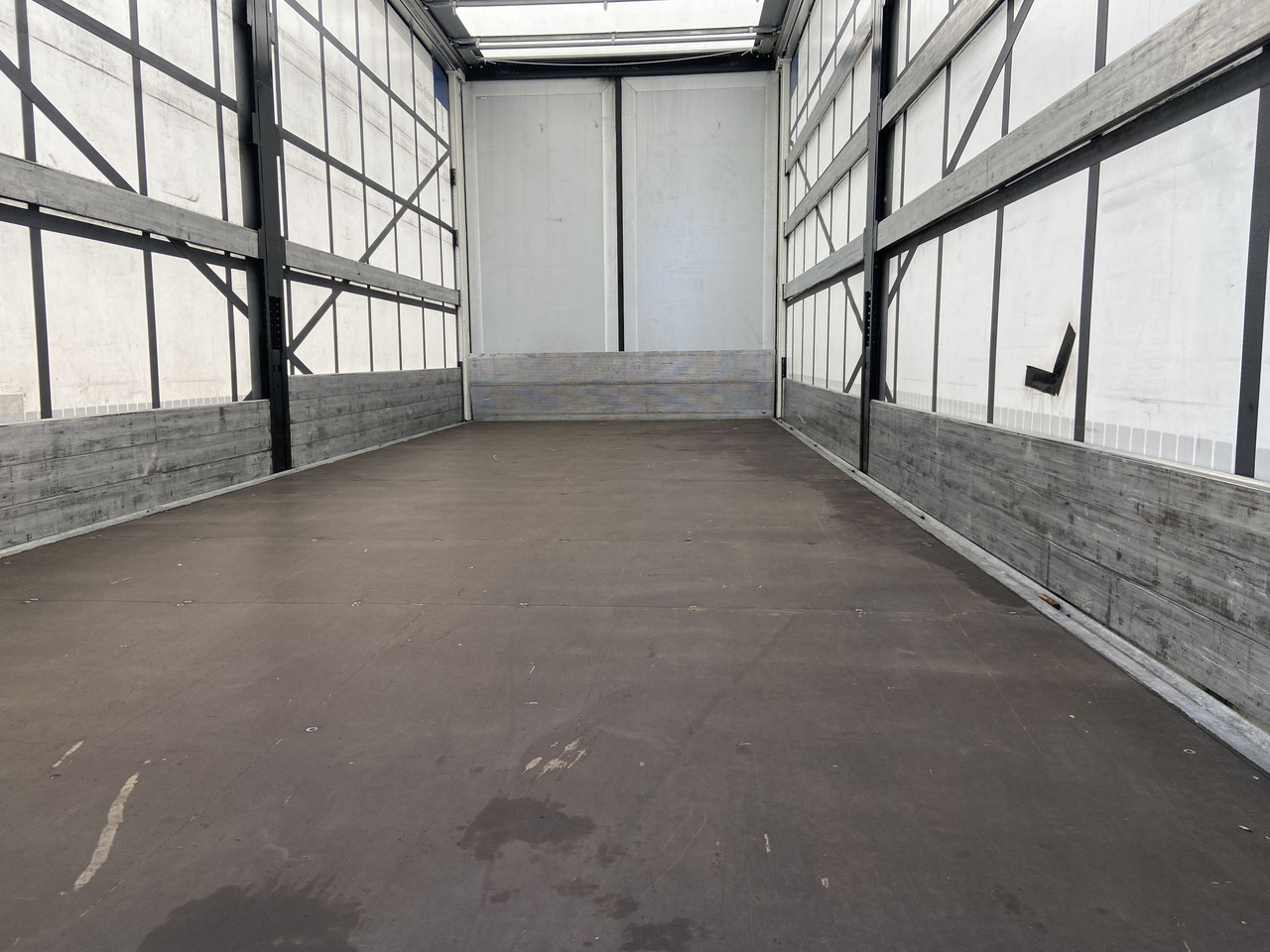 Leasing für Möslein TPW 105 D Schwebheim  Tandem- Planenanhänger Durchladbar Möslein TPW 105 D Schwebheim  Tandem- Planenanhänger Durchladbar: das Bild 8