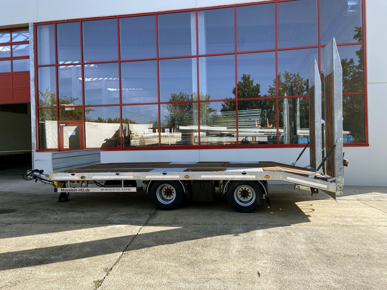 Möslein TT 21-6,5 21 t Tandemtieflader, Luftgefedert, NEU - Tieflader Anhänger: das Bild 4 Möslein TT 21-6,5 21 t Tandemtieflader, Luftgefedert, NEU - Tieflader Anhänger: das Bild 4