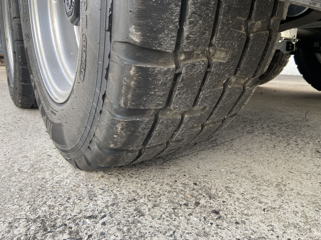 Möslein TTD 11 Breite Reifen 5,70 lang Kipper Tieflader, Breite Reifen, 5,70 m lang-- Neufahrzeug -- - Kipper Anhänger: das Bild 4 Möslein TTD 11 Breite Reifen 5,70 lang Kipper Tieflader, Breite Reifen, 5,70 m lang-- Neufahrzeug -- - Kipper Anhänger: das Bild 4